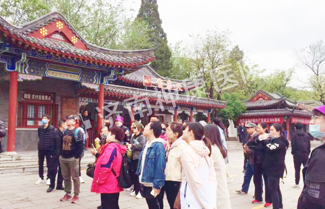 济南神康医院组织员工开展春游活动——潍坊青州行